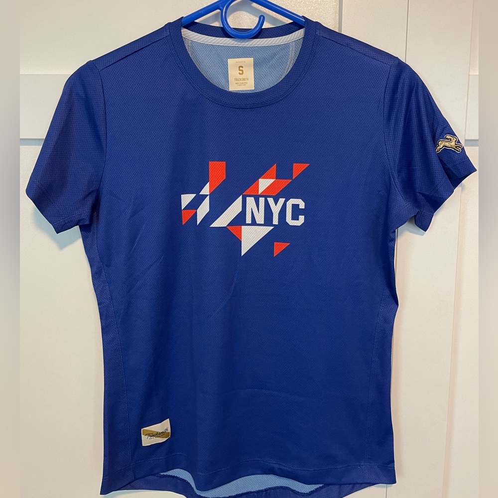 Tracksmith Session NYC Marathon Tee, women’s size small